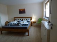 Schlafzimmer Doppelbett - Ferienwohnung Baeumcher Karden